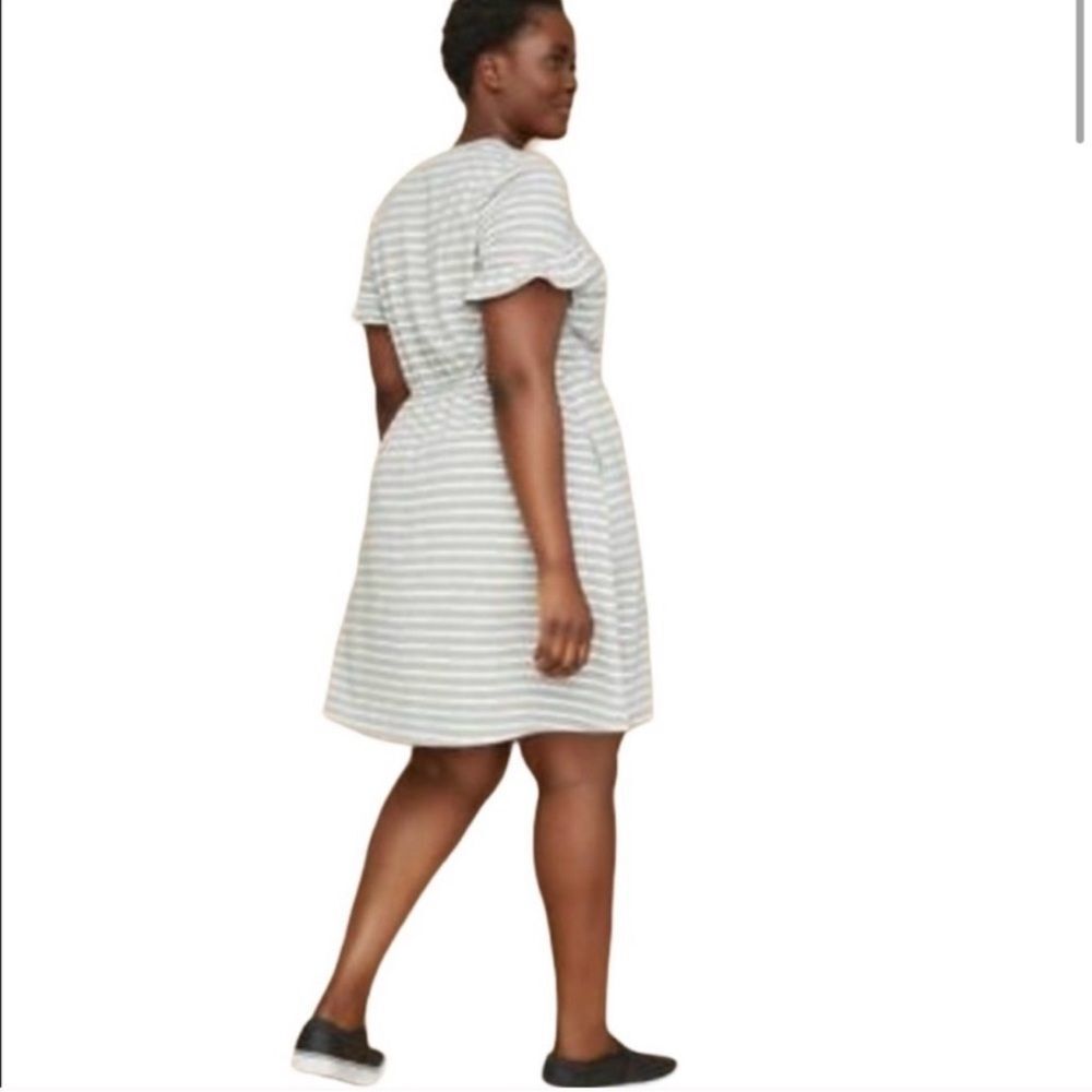 LANE BRYANT Size 18-20 Striped Gray White Casual Ruffle sleeves Shirt Dress - Picture 2 of 9